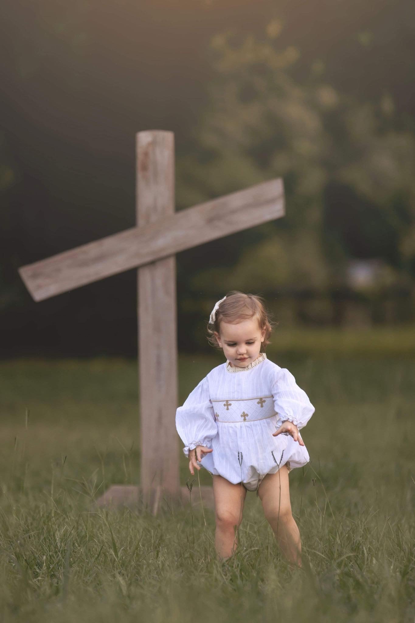 Girl’s Smocked Cross Linen Bubble with Pearls