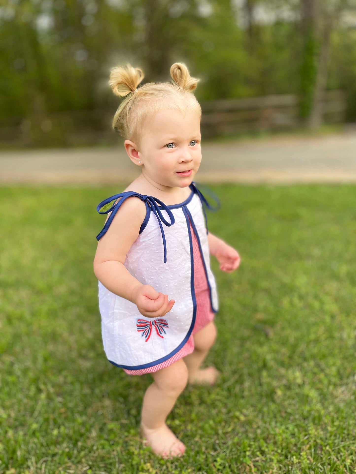 All-American Swiss Dot Girl’s Bubble