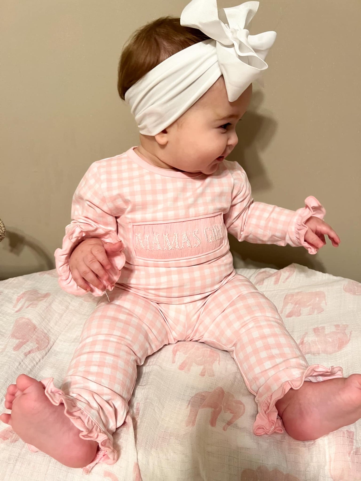Girl’s Smocked Mama’s Girl Lounge Set