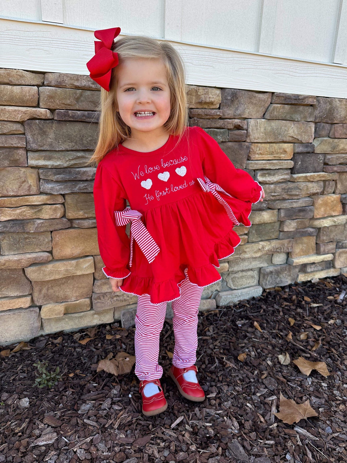 Girl’s Valentine’s Day Legging Set