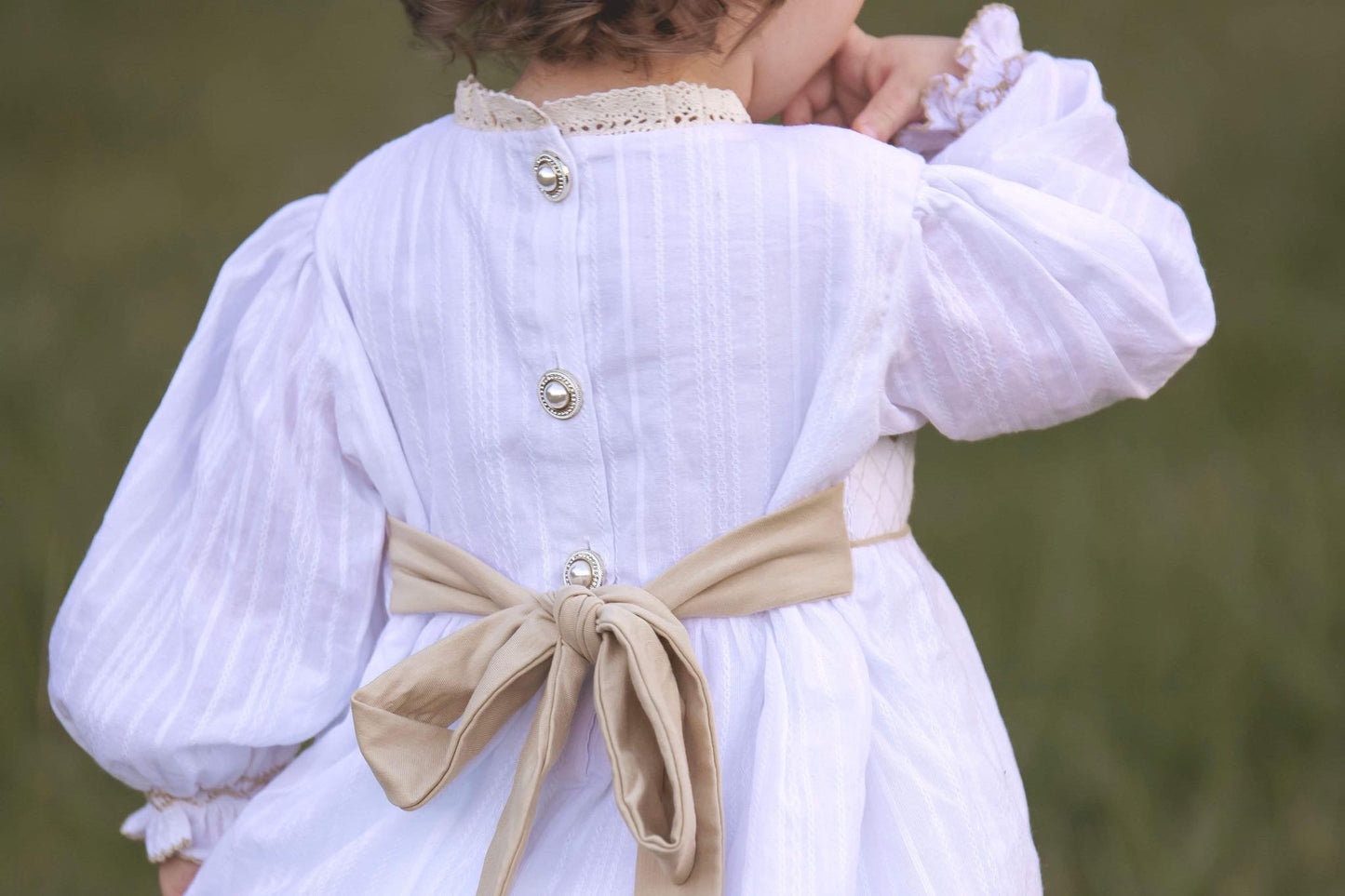 Girl’s Smocked Cross Linen Bubble with Pearls