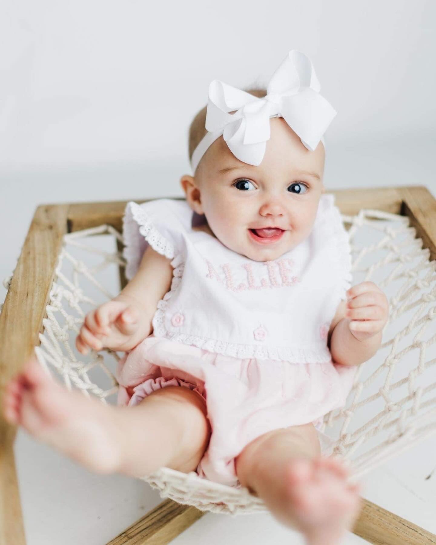 Girl’s French Knot Name Bubble will say MAMA’S GIRL (can not personalize)