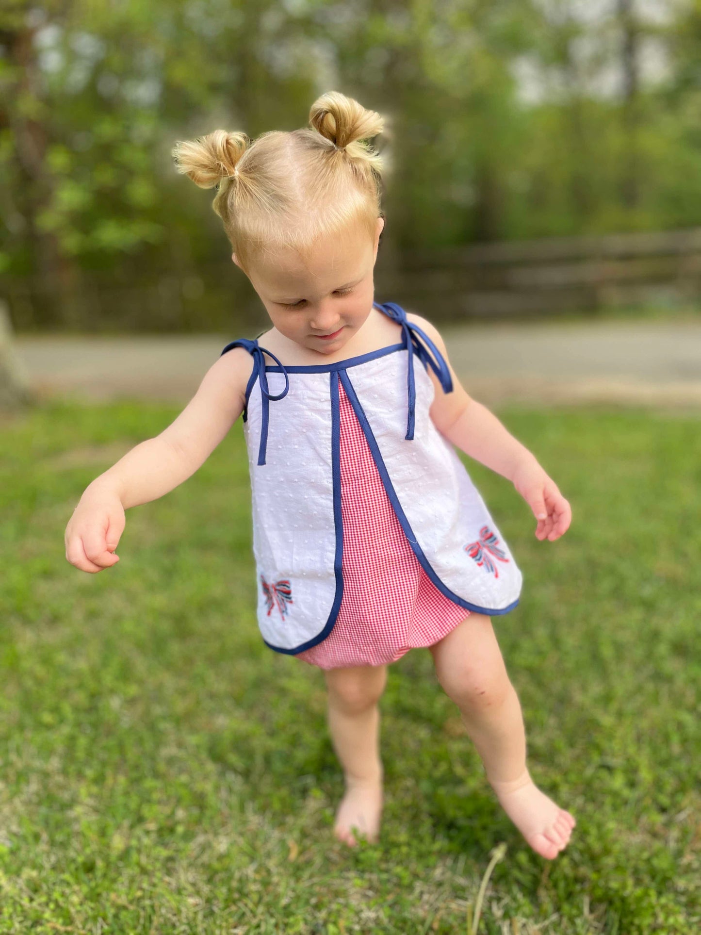 All-American Swiss Dot Girl’s Bubble