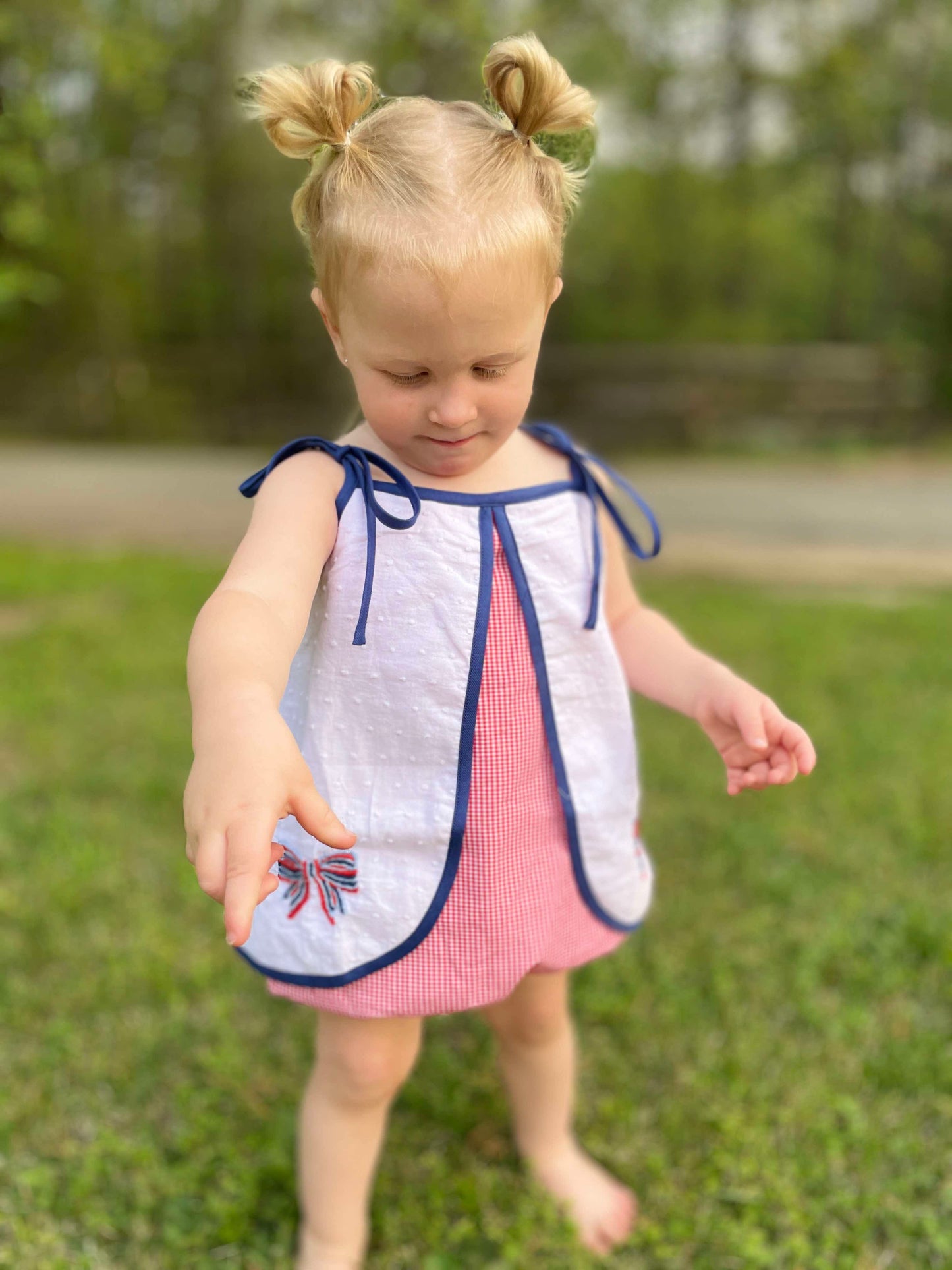 All-American Swiss Dot Girl’s Bubble