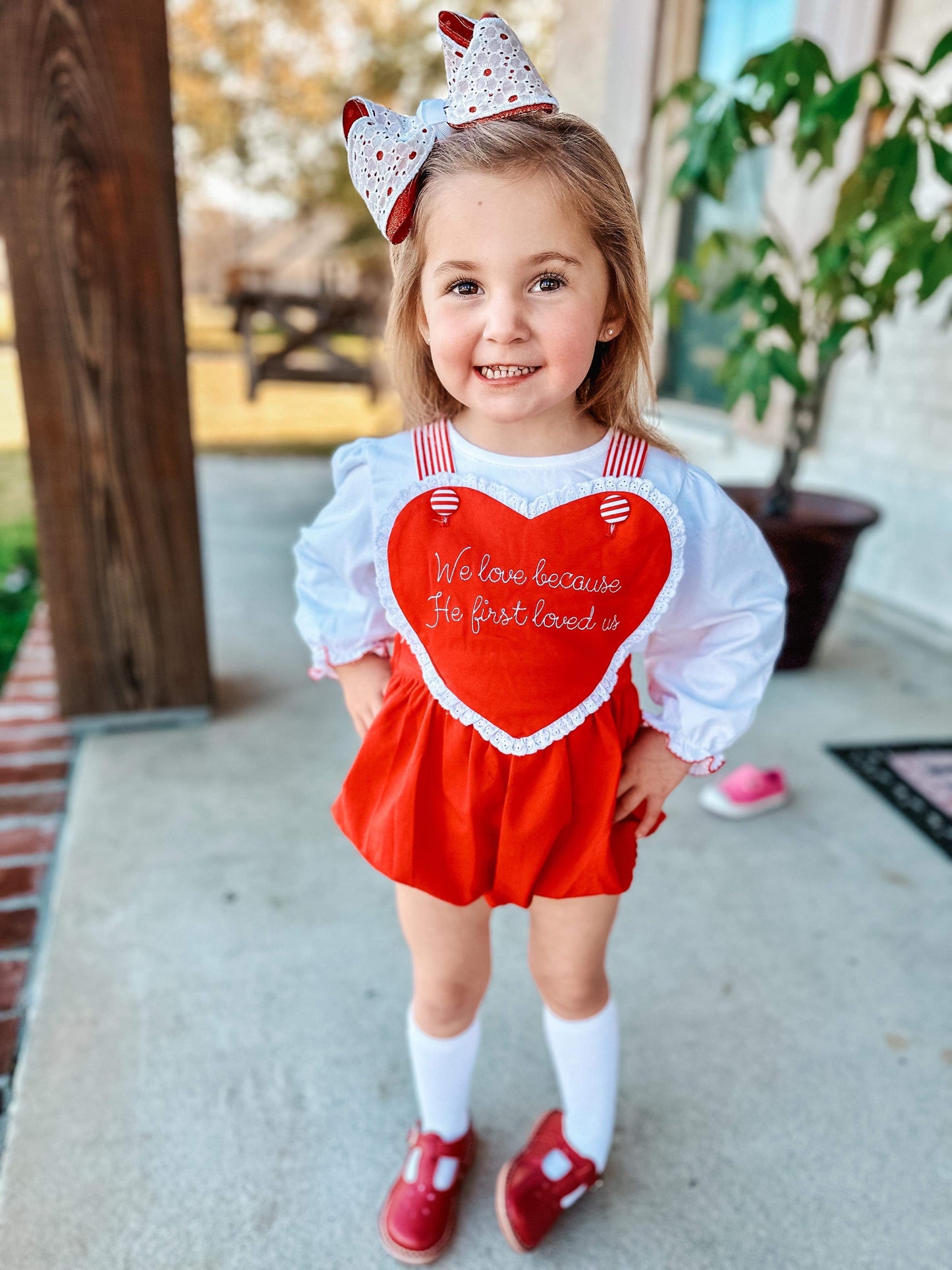 Girl’s Valentine’s Day Bubble