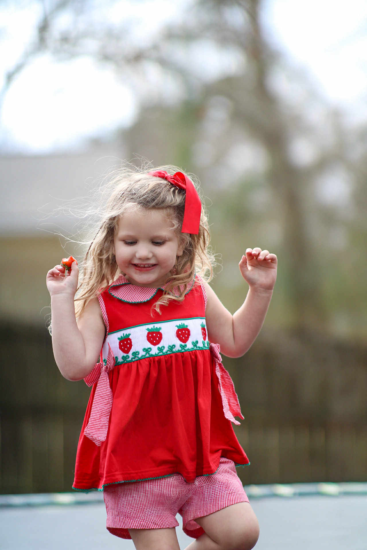 Girls Smocked Strawberry Short Set