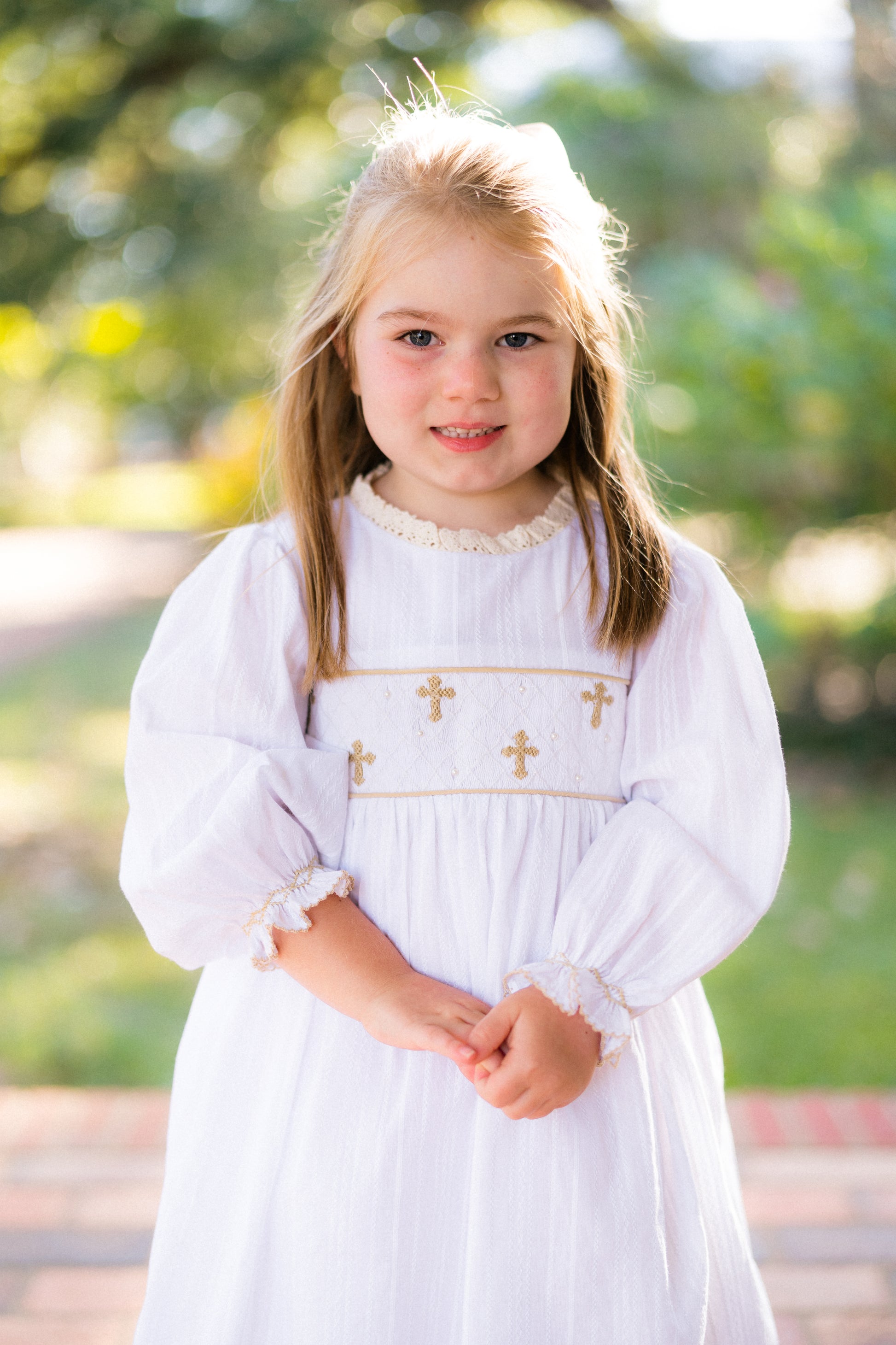 Girl’s Smocked Cross Linen Dress with Pearls Girl’s Smocked Cross Linen Dress with Pearls